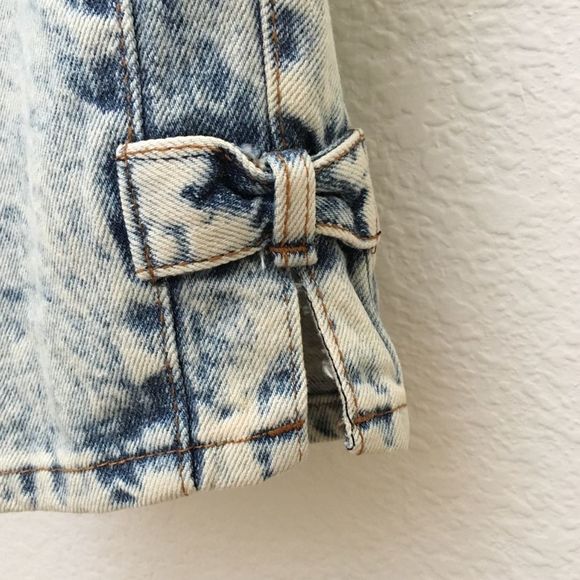 VINTAGE 90s Chic Jeans Acid Wash Crop, Long Shorts - Picture 3 of 8